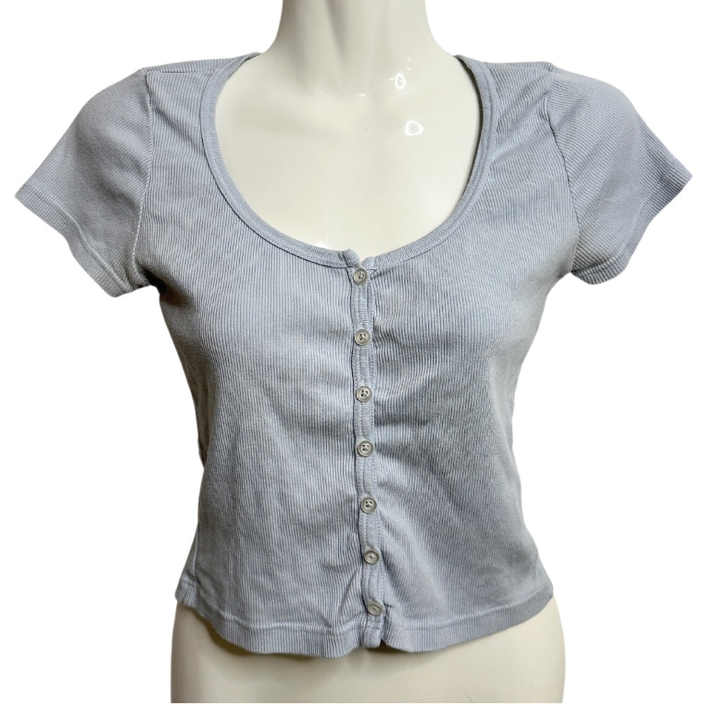 Brandy Melville | Light Dusty Blue Ribbed Button Short Sleeve Crop Shirt OS - Picture 2 of 13